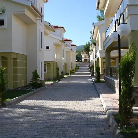 Villa Akbuk County